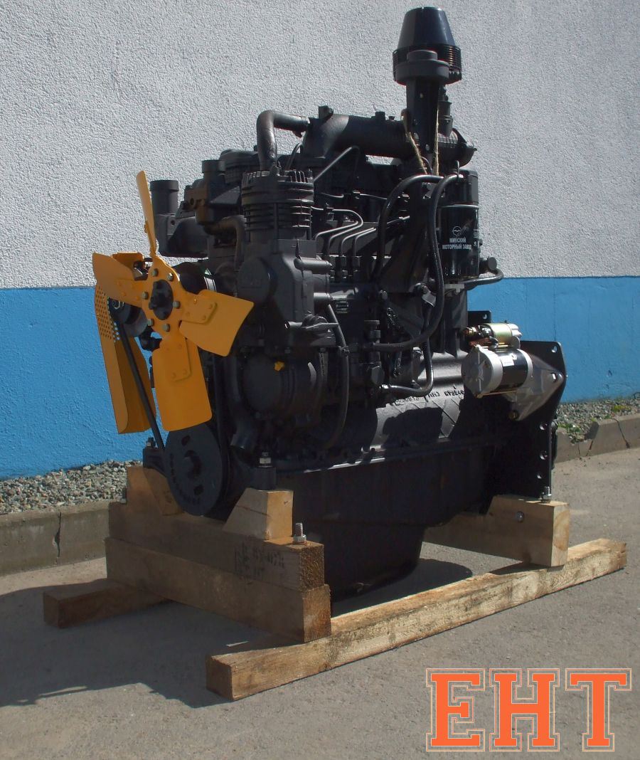 Motor Belarus MTS D243 komplett mit Anlasser (MTS 80, 82 ...